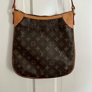 Louis Vuitton crossbody handbag